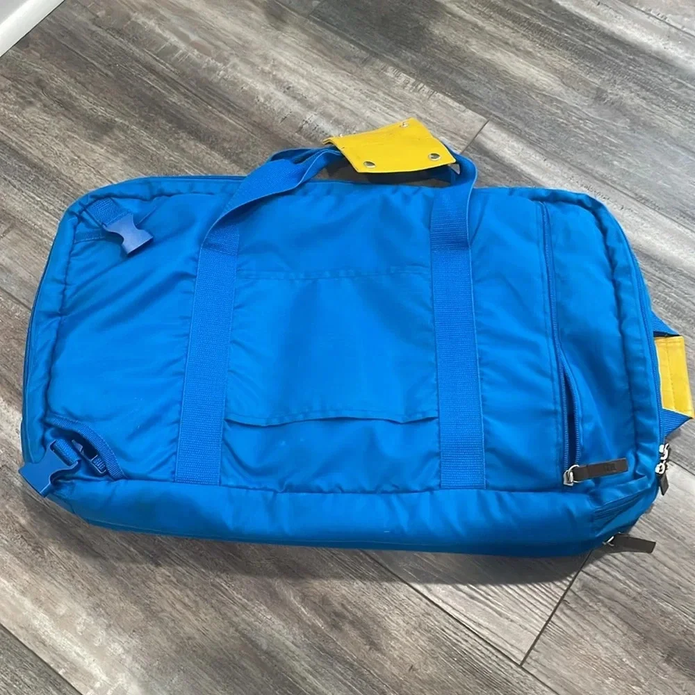 Love Taza Target 2 in 1 Blue Carry on Duffel Bag Backpack